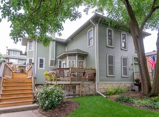 407 Wisconsin Ave APT C, Oak Park, IL 60302