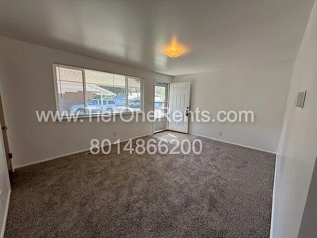2 bed, 1.0 bath, 800 sqft, $1,395 — Photo 3