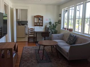 314 W Barrett St UNIT A, Seattle, WA 98119