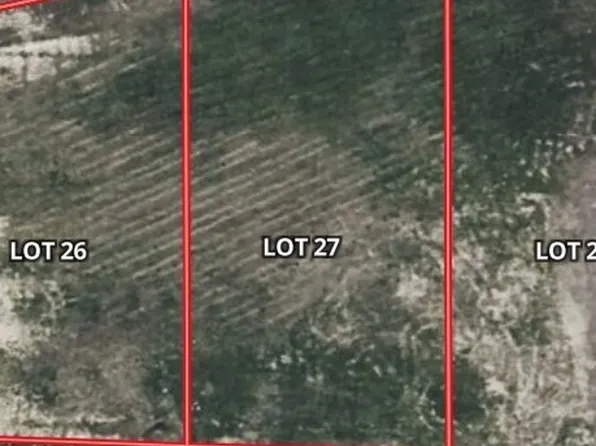 126 Aspen Dr, Batesville, IN 47006