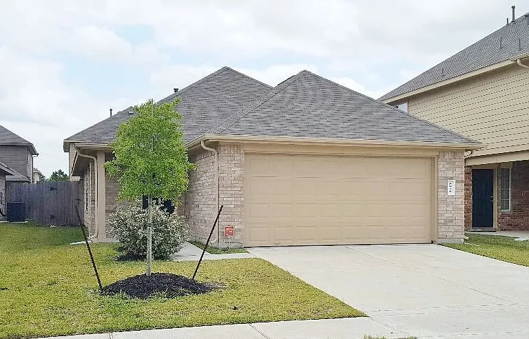 5838 Kyle Cove Dr — Photo 3