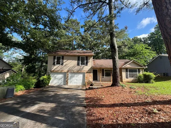 1090 Forest Path, Stone Mountain, GA 30088