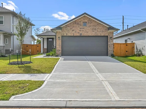 313 Stone Placa Trl, Brookshire, TX 77423