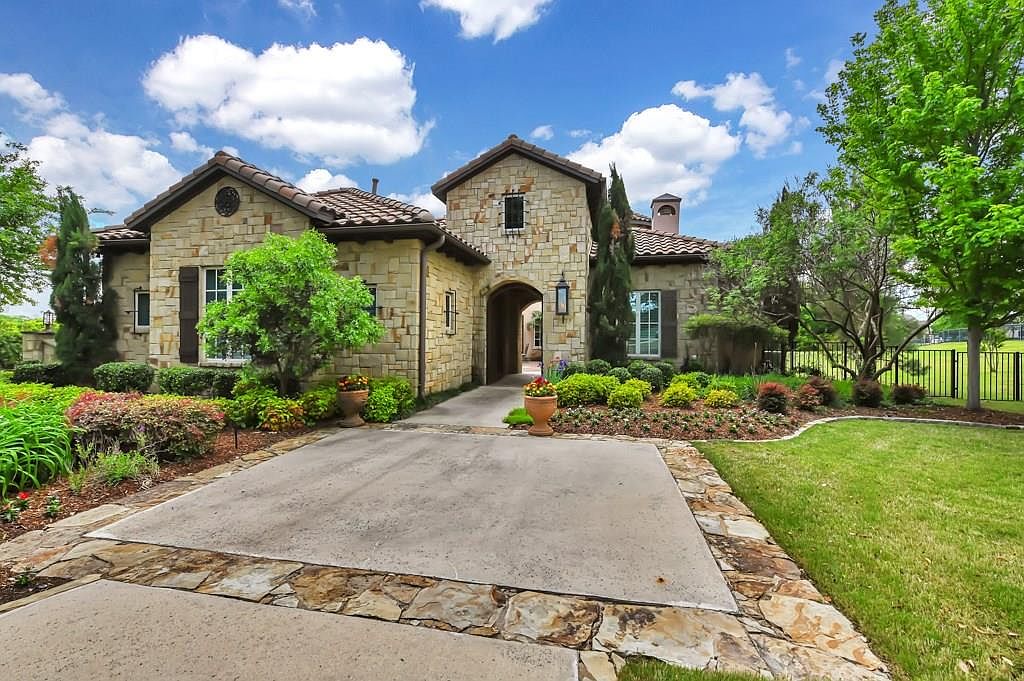 827 Dewberry Ln, Fairview, TX 75069 Zillow