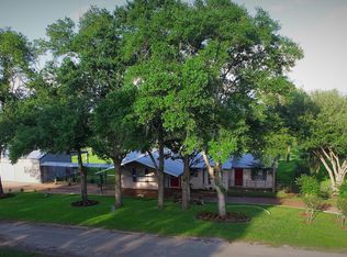 1010 Kenney Hall Rd, Bellville, TX 77418