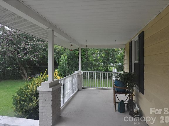 2nd image of 161 Walnut St