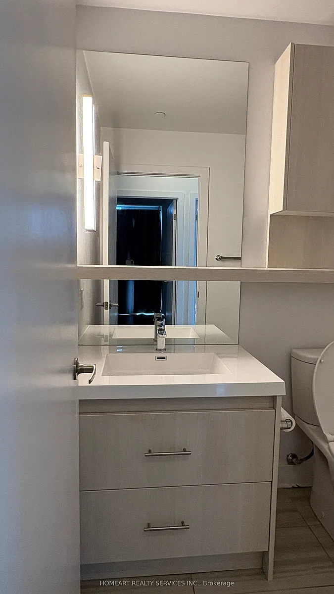 Building Photo - 150 Fairview Mall Dr #1011