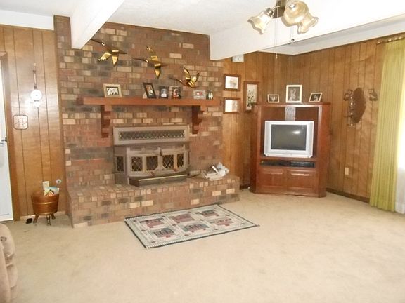 2nd image of 104 Maryland Dr
