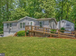 685 Yellow Hill Rd, Narvon, PA 17555