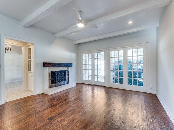 living room with gas fireplace