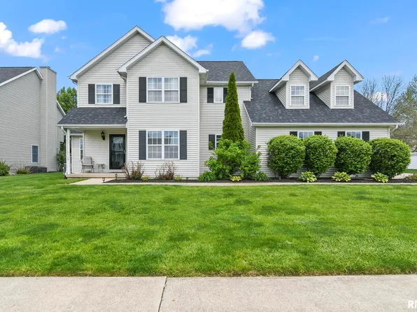 2409 Hurstbourne Ln, Chatham, IL 62629