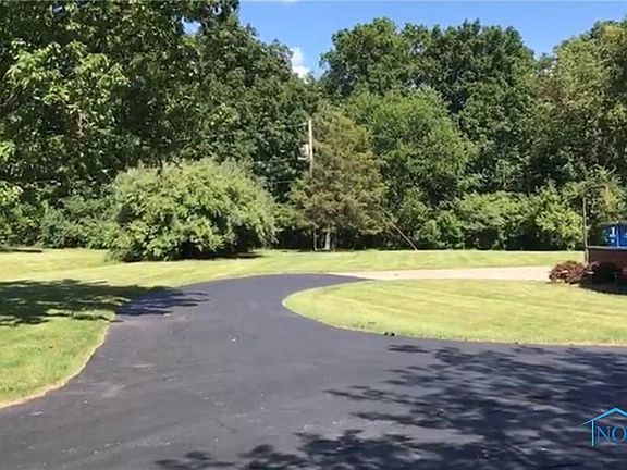 2nd image of 130 Pine Ln