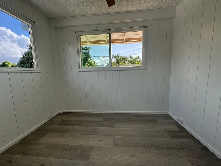 2326 Rose St — Photo 17