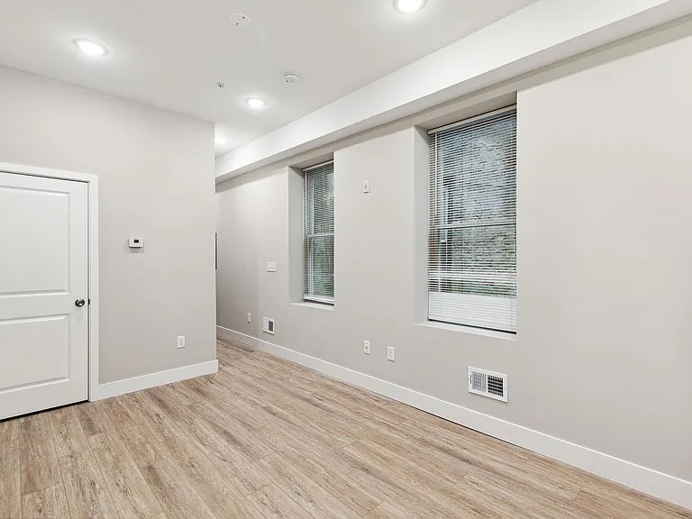 1333 E Snyder Ave #1 — Photo 14