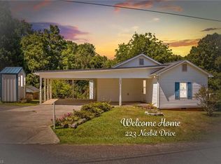 223 Nesbit Dr, Salisbury, NC 28147