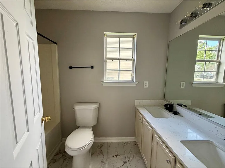 3354 Waggoner Ln — Photo 11