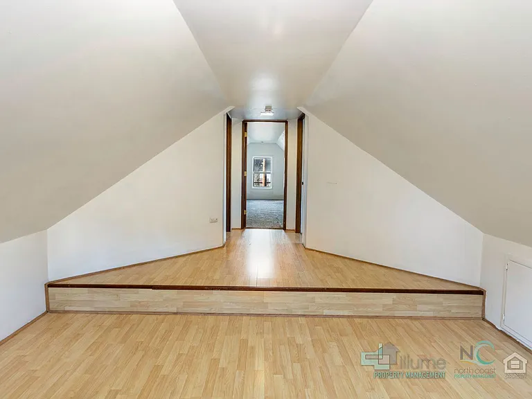 301 Alameda Ave — Photo 32
