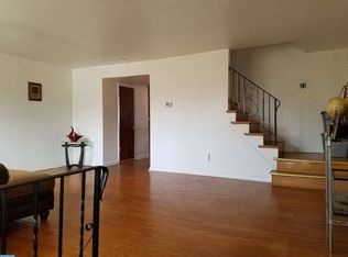 1305 Powell Rd, Brookhaven, PA 19015