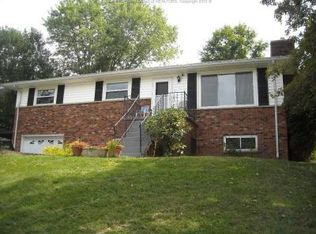 5335 Alpine Dr, Charleston, WV 25313