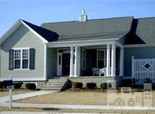 7911 Cumberland Dr, Wilmington, NC 28411