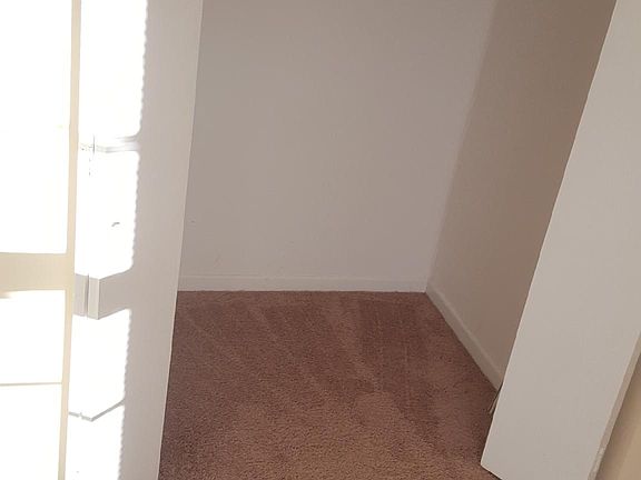 4th image of 106 High St #A