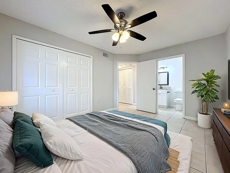 Images Condominiums — Photo 20