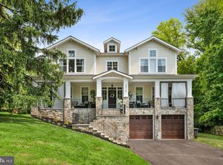 9015 Spring Hill Ln, Chevy Chase, MD 20815