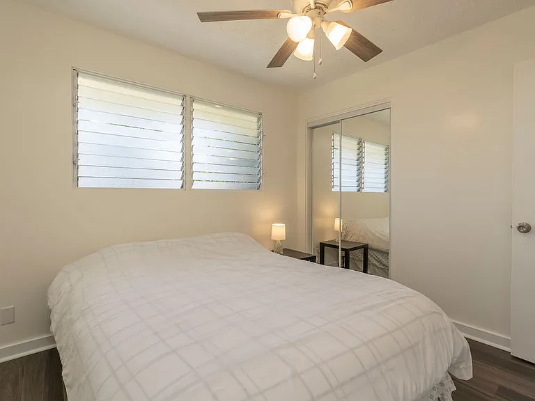 Plumeria Rd — Photo 28