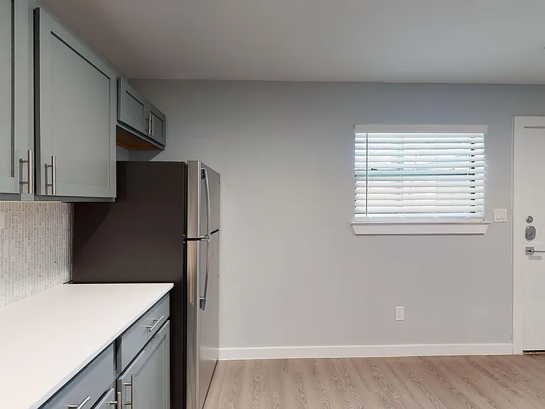 4400 San Jacinto St — Photo 2