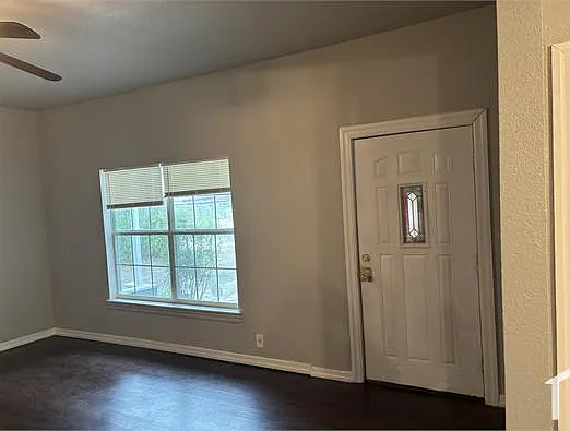 130 Hermitage Ct #2 — Photo 5