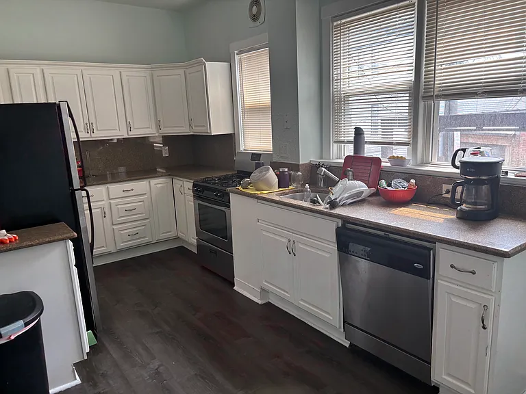 3248 N Clark St #1R — Photo 6