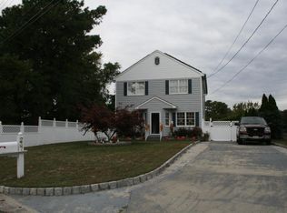 237 Riverside Dr N, Brick, NJ 08724