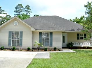 27 Deforest Dr, Madisonville, LA 70447