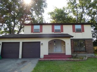 5394 Pine Bluff Rd, Columbus, OH 43229