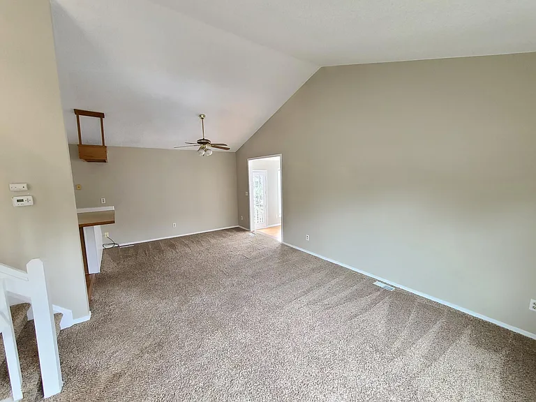 8260 Miller Ct — Photo 5
