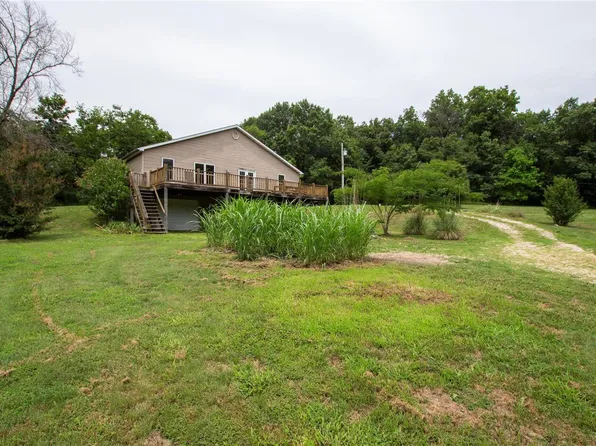 23011 Massas Creek Rd, Hermann, MO 65041