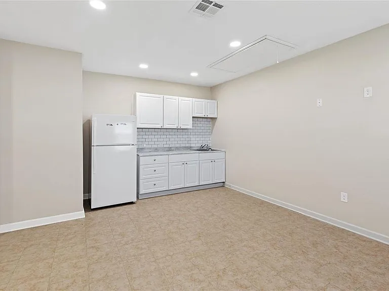 299 Rita Dr — Photo 11
