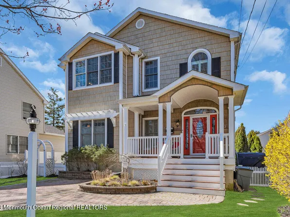 323 E Main St, Manasquan, NJ 08736