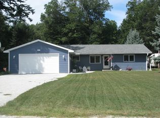 8897 Indian Bay Rd, Montague, MI 49437