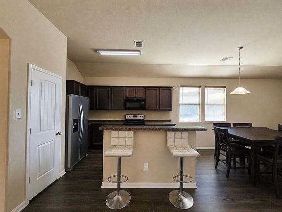 5th image of 7447 Wheatley Gardens Dr