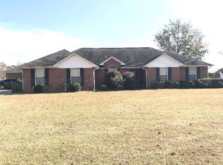 1180 Longleaf Dr, Manning, SC 29102