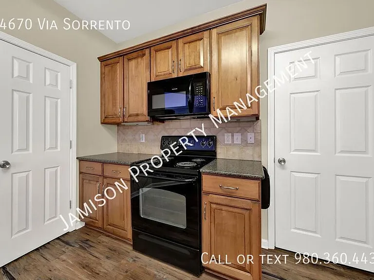 14670 Via Sorrento Dr — Photo 9