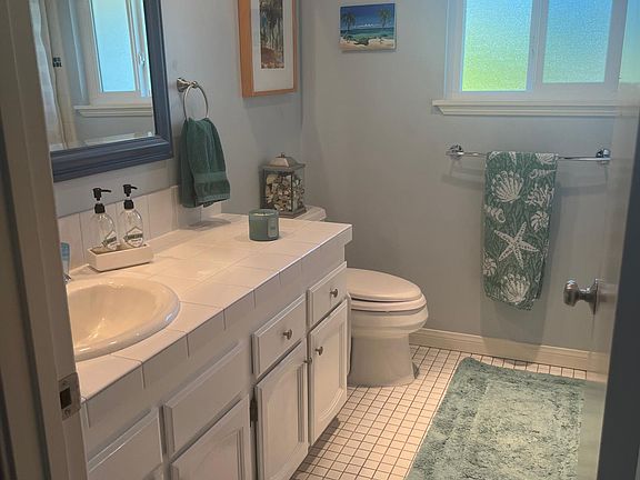 Second ensuite bath