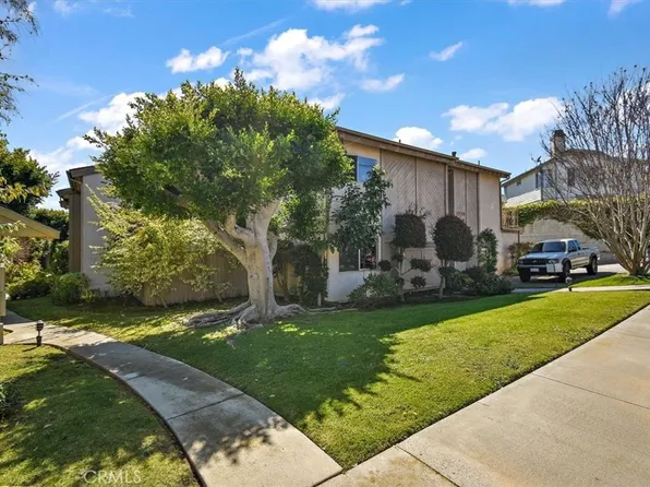 2270 241st St APT 8, Lomita, CA 90717