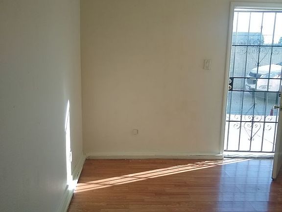 5th image of 1415 W Stoneridge Ct #O