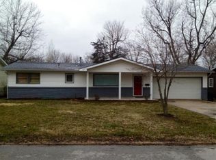 1325 S Belcrest Ave, Springfield, MO 65804