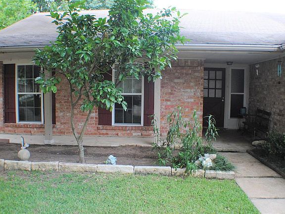 2nd image of 7019 Buchanan Dr