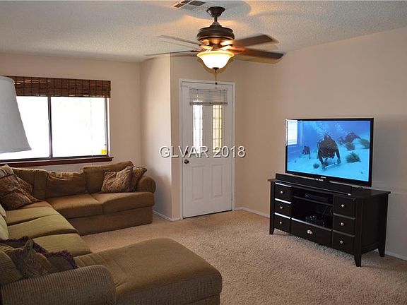 3rd image of 6243 Cambria Ave