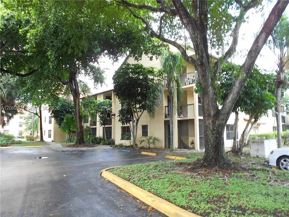 4341 W McNab Rd #23