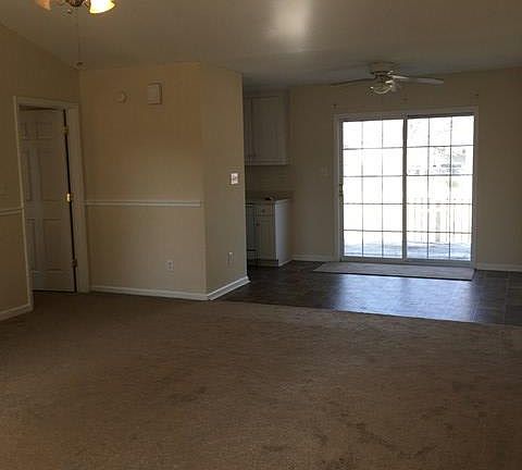 3rd image of 104 Bett Dr